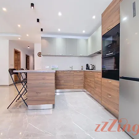 Gozo - 2br With Balcony In Village * Xagħra