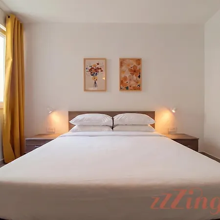 Gozo - 2br With Balcony In Village * Xagħra