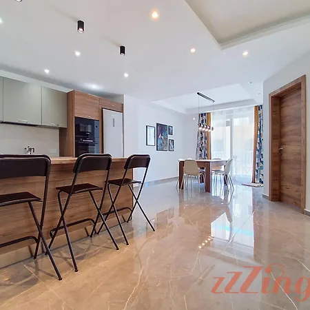 Gozo - 2br With Balcony In Village Xagħra